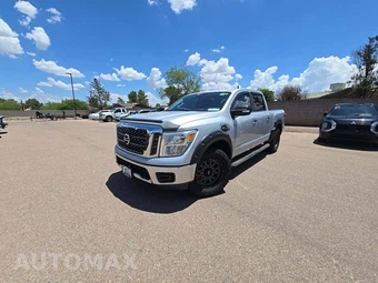 2017 Nissan TITAN SV Crew Cab Short Bed