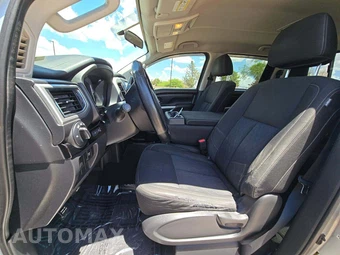 2017 Nissan TITAN SV Crew Cab Short Bed - miniatura 6