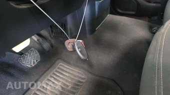 2017 Nissan TITAN SV Crew Cab Short Bed - miniatura 20