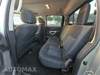 2017 Nissan TITAN SV Crew Cab Short Bed - miniatura 13