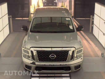 2017 Nissan TITAN SV Crew Cab Short Bed - miniatura 2