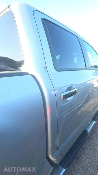 2017 Nissan TITAN SV Crew Cab Short Bed - miniatura 23