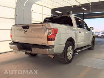 2017 Nissan TITAN SV Crew Cab Short Bed - miniatura 4