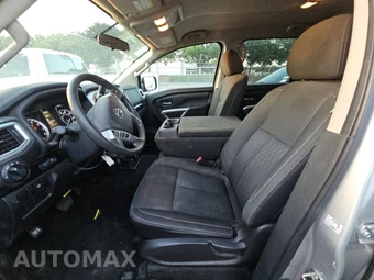 2017 Nissan TITAN SV Crew Cab Short Bed - miniatura 7