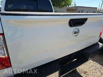 2017 Nissan TITAN SV Crew Cab Short Bed - miniatura 32