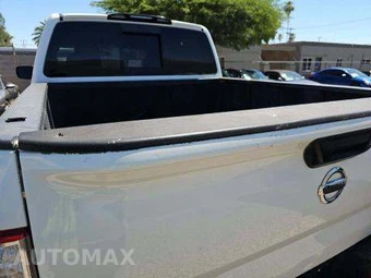 2017 Nissan TITAN SV Crew Cab Short Bed - miniatura 34