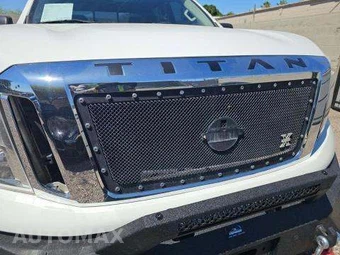2017 Nissan TITAN SV Crew Cab Short Bed - miniatura 47