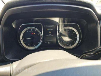 2017 Nissan TITAN SV Crew Cab Short Bed - miniatura 9