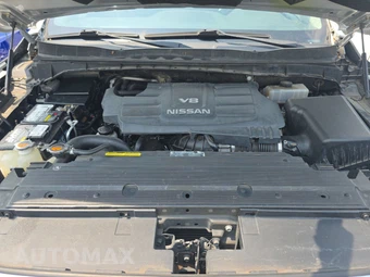 2017 Nissan TITAN SV Crew Cab Short Bed - miniatura 15