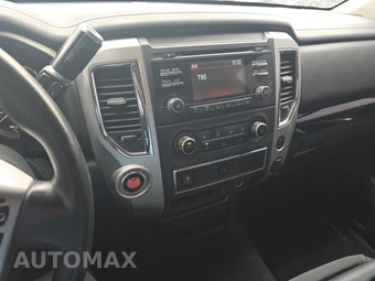 2017 Nissan TITAN SV Regular Cab Long Bed - miniatura 11