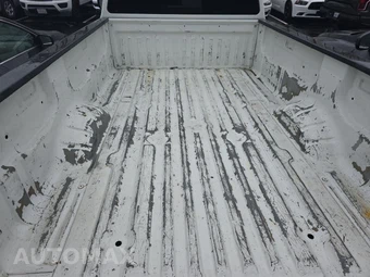 2017 Nissan TITAN SV Regular Cab Long Bed - miniatura 15