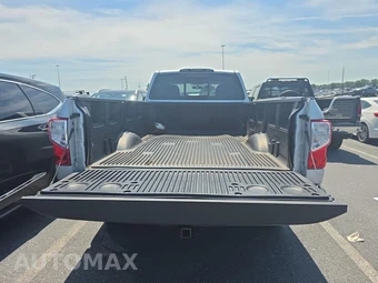 2017 Nissan TITAN SV Regular Cab Long Bed - miniatura 19