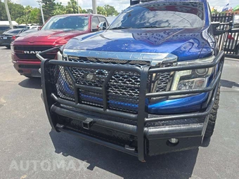 2017 Nissan TITAN XD Platinum Reserve Crew Cab Medium Bed - miniatura 23