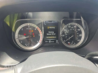 2017 Nissan TITAN XD Platinum Reserve Crew Cab Medium Bed - miniatura 9