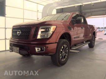2017 Nissan TITAN XD PRO-4X Crew Cab Medium Bed