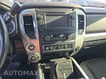 2017 Nissan TITAN XD PRO-4X Crew Cab Medium Bed - miniatura 11