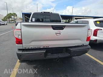 2017 Nissan TITAN XD PRO-4X Crew Cab Medium Bed - miniatura 5