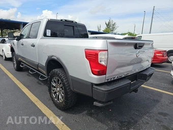 2017 Nissan TITAN XD PRO-4X Crew Cab Medium Bed - miniatura 6