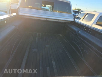 2017 Nissan TITAN XD PRO-4X Crew Cab Medium Bed - miniatura 16