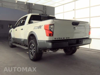 2017 Nissan TITAN XD PRO-4X Crew Cab Medium Bed - miniatura 6