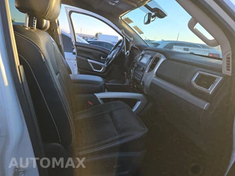 2017 Nissan TITAN XD PRO-4X Crew Cab Medium Bed - miniatura 8