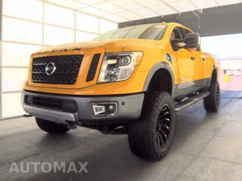 2017 Nissan TITAN XD PRO-4X Crew Cab Medium Bed