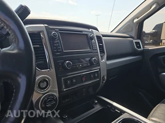2017 Nissan TITAN XD PRO-4X Crew Cab Medium Bed – miniatura 11