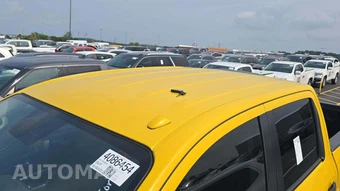 2017 Nissan TITAN XD PRO-4X Crew Cab Medium Bed – miniatura 19
