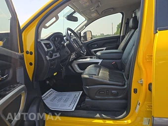 2017 Nissan TITAN XD PRO-4X Crew Cab Medium Bed – miniatura 7