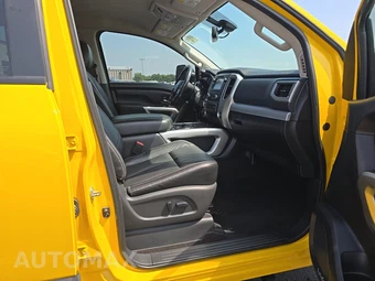 2017 Nissan TITAN XD PRO-4X Crew Cab Medium Bed – miniatura 8