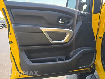 2017 Nissan TITAN XD PRO-4X Crew Cab Medium Bed – miniatura 9