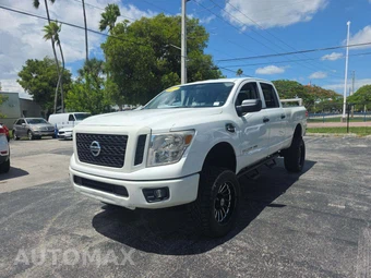 2017 Nissan TITAN XD S Crew Cab Medium Bed