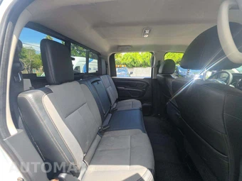 2017 Nissan TITAN XD S Crew Cab Medium Bed - miniatura 16