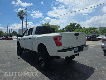 2017 Nissan TITAN XD S Crew Cab Medium Bed - miniatura 2