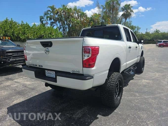2017 Nissan TITAN XD S Crew Cab Medium Bed - miniatura 3
