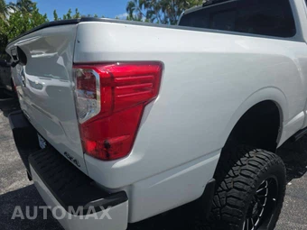 2017 Nissan TITAN XD S Crew Cab Medium Bed - miniatura 32