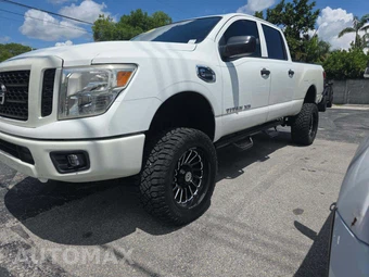 2017 Nissan TITAN XD S Crew Cab Medium Bed - miniatura 38