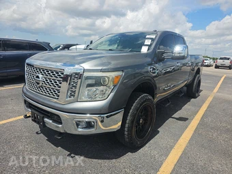 2017 Nissan TITAN XD SL Crew Cab Medium Bed