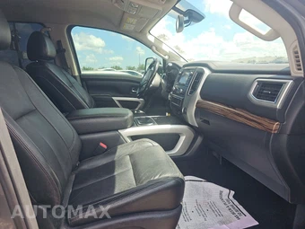 2017 Nissan TITAN XD SL Crew Cab Medium Bed - miniatura 8