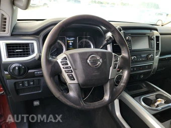 2017 Nissan TITAN XD SV Crew Cab Medium Bed - miniatura 10