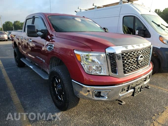 2017 Nissan TITAN XD SV Crew Cab Medium Bed - miniatura 3