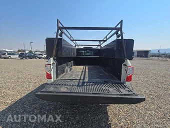 2017 Nissan TITAN XD SV Regular Cab Long Bed - miniatura 10