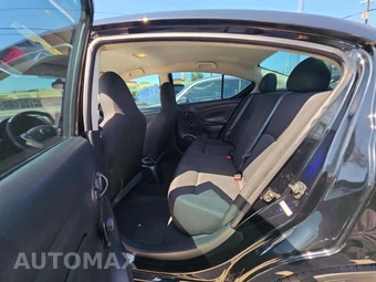 2017 Nissan Versa Sedan S Plus - miniatura 10