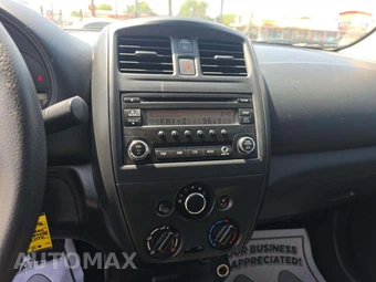 2017 Nissan Versa Sedan S Plus - miniatura 7
