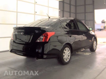 2017 Nissan Versa Sedan S Plus - miniatura 4