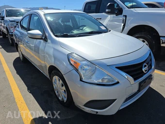 2017 Nissan Versa Sedan SV – miniatura 3