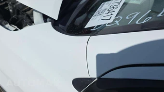 2017 Nissan Versa Sedan SV - miniatura 40
