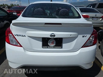 2017 Nissan Versa Sedan SV - miniatura 5
