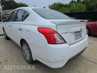 2017 Nissan Versa Sedan SV – miniatura 2