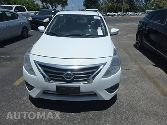 2017 Nissan Versa Sedan SV – miniatura 2